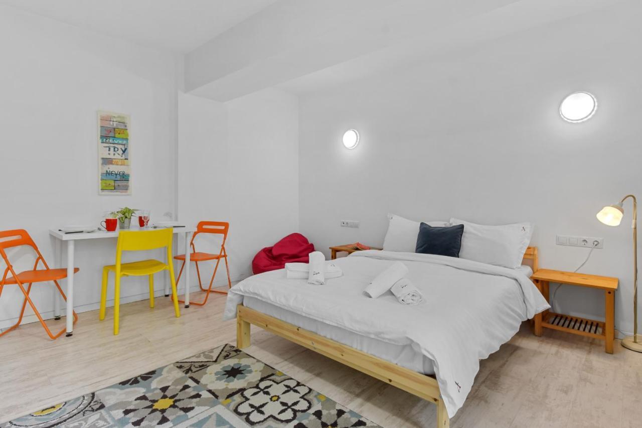 Homestay Otopeni Exteriér fotografie