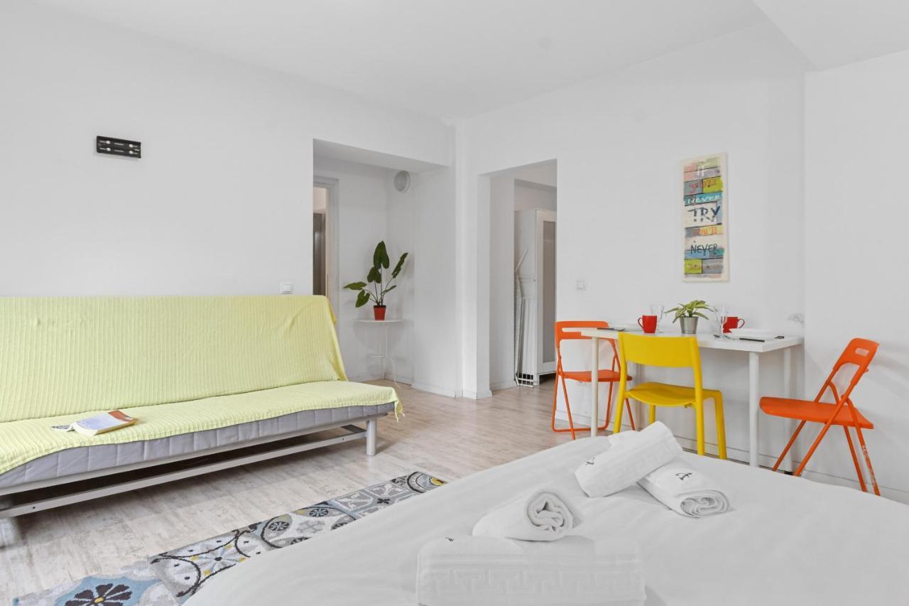 Homestay Otopeni Exteriér fotografie